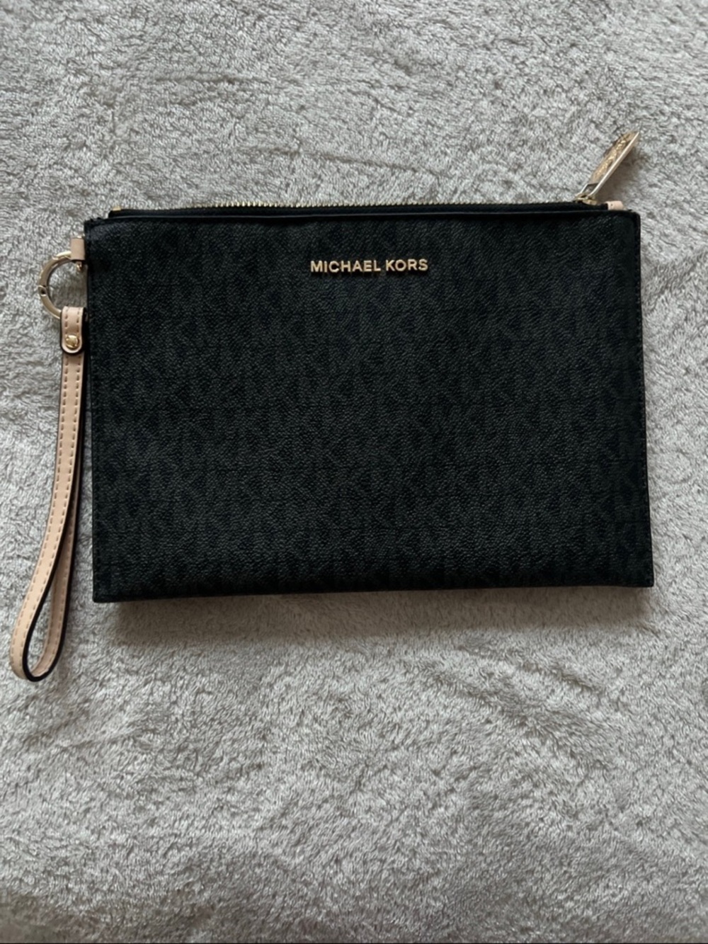Michael Kors Black & Beige Signature Wristlet Clutch